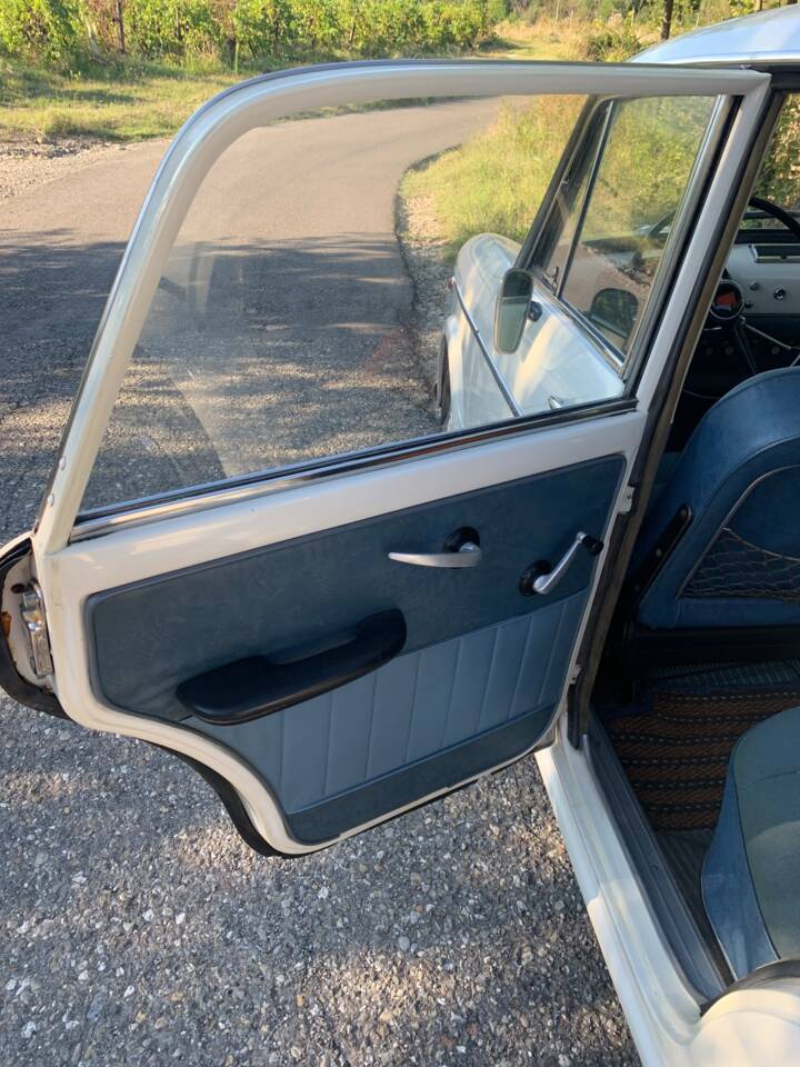 Image 5/8 of FIAT 1100 Special (1961)