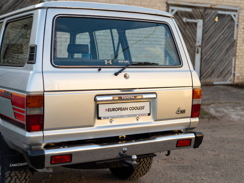 Image 54/100 of Toyota Land Cruiser HJ61 GX (1987)