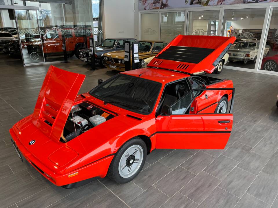 Image 13/16 de BMW M1 (1980)