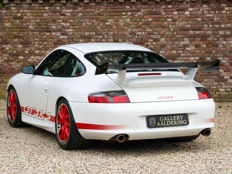 Immagine 24/50 di Porsche 911 GT3 RS (2004)