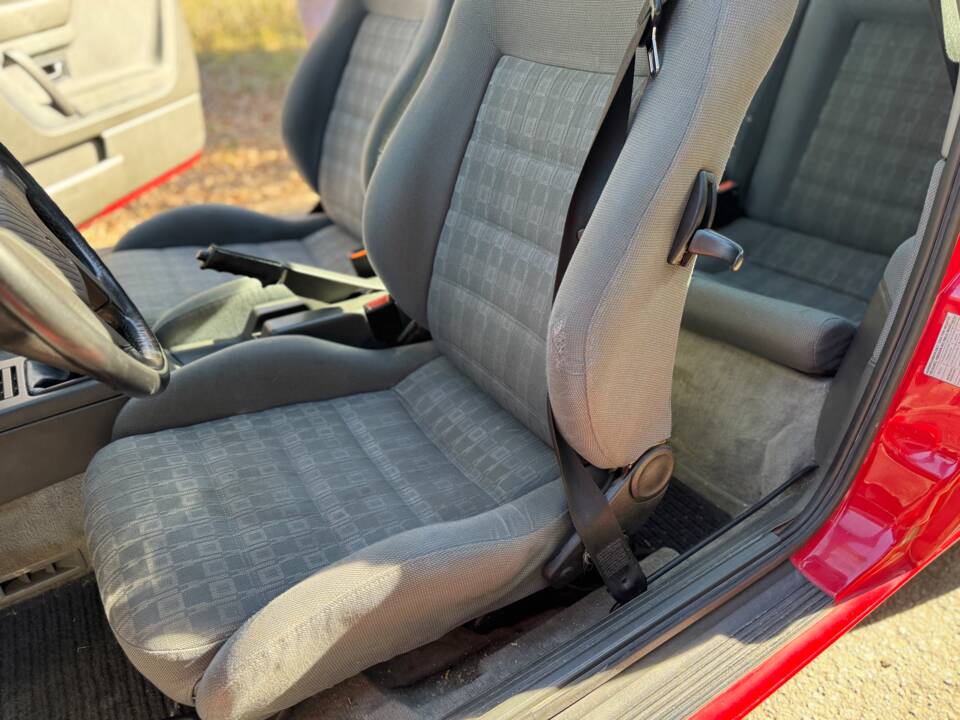 Afbeelding 14/46 van Volkswagen Corrado G60 1.8 (1992)