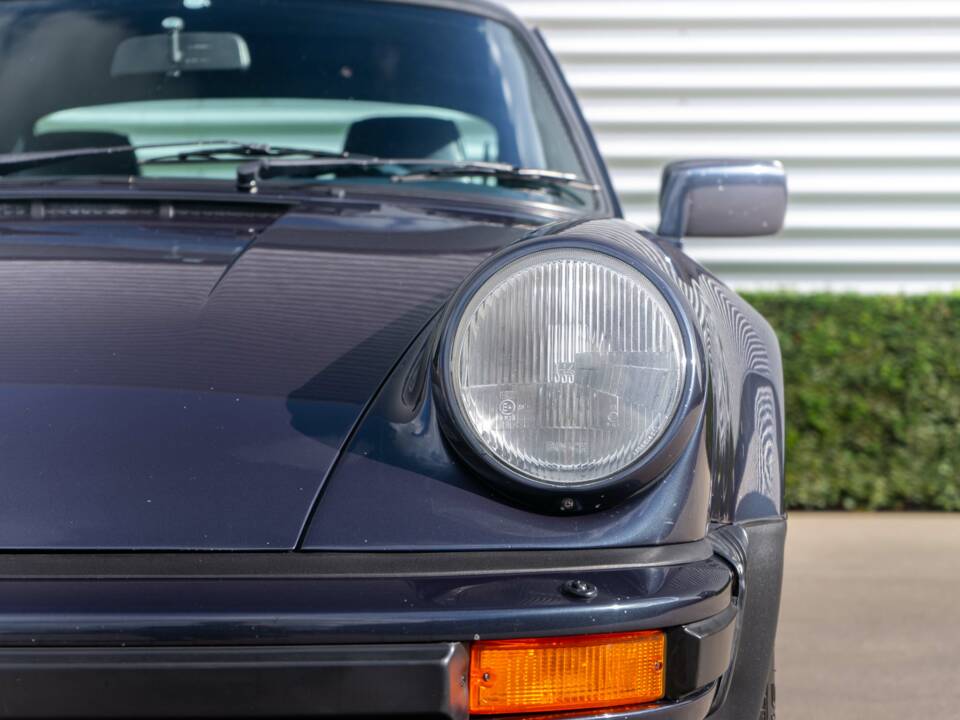 Imagen 5/33 de Porsche 911 Turbo 3.3 (1988)