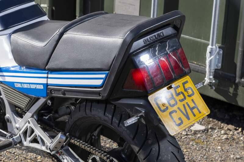 Bild 9/38 von Suzuki GSX 1100 EF (1985)