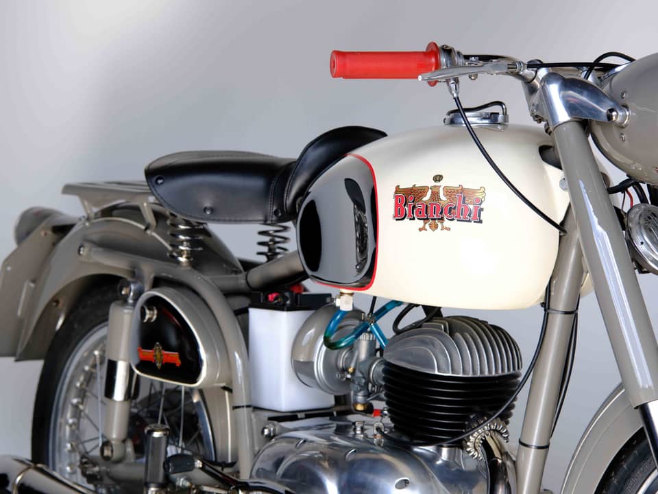Image 15/54 of Bianchi Mendola (1951)