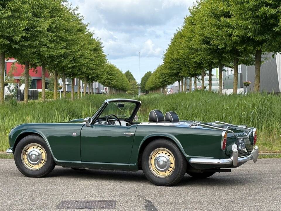 Bild 16/19 von Triumph TR 4 (1963)