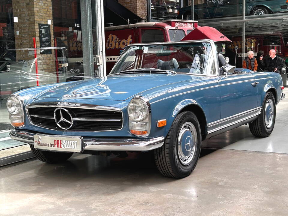 Immagine 2/36 di Mercedes-Benz 280 SL (1970)