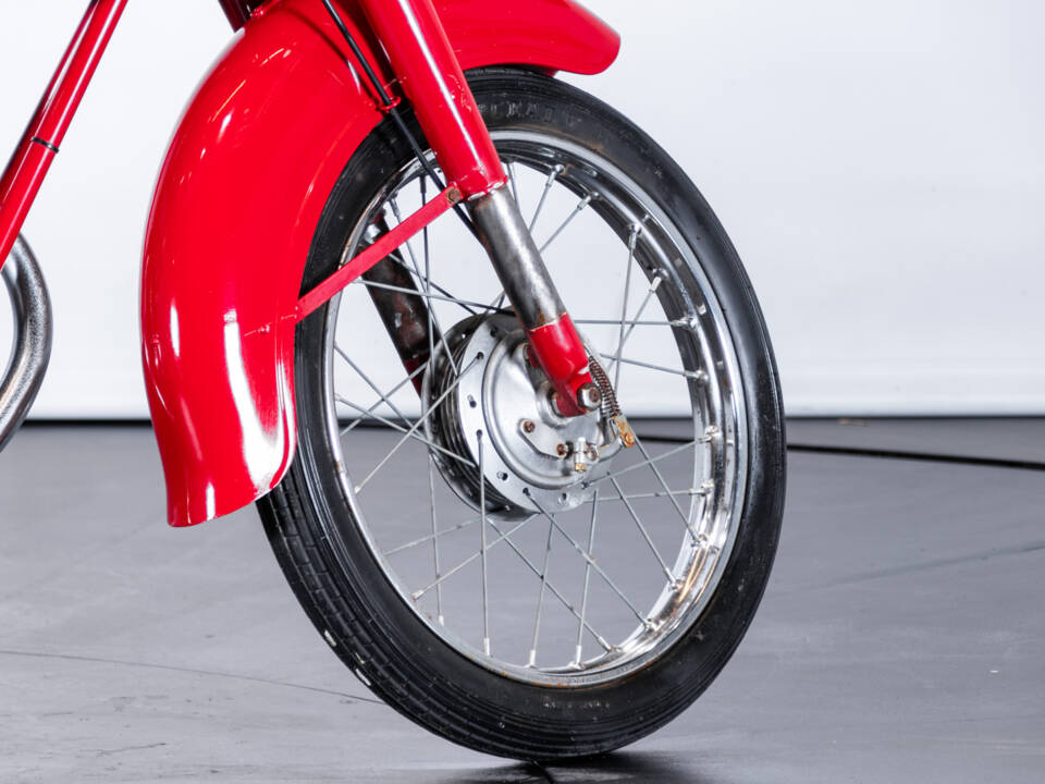 Image 9/24 of MV Agusta DUMMY (1955)