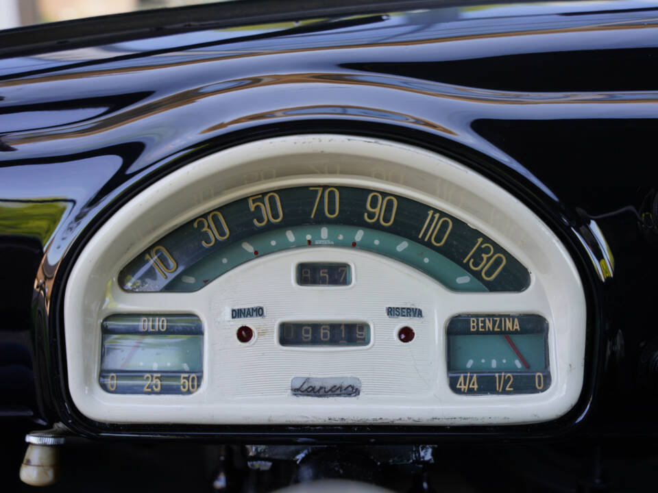 Image 42/50 of Lancia Appia C10 (1954)