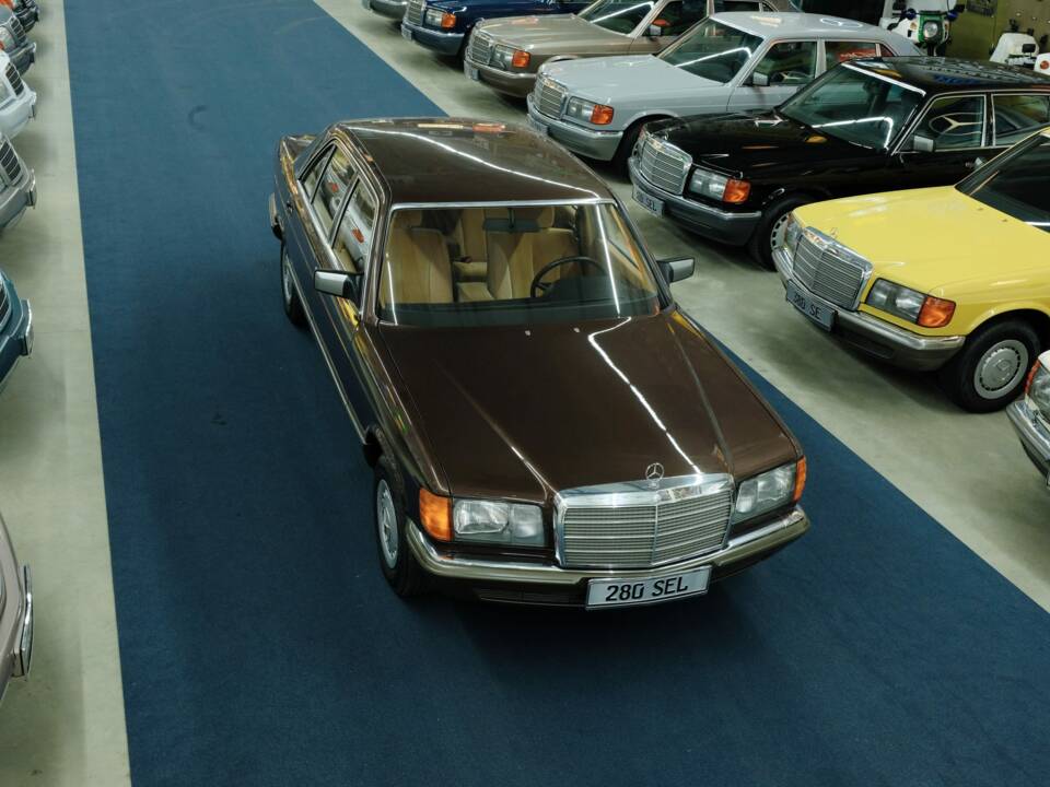 Bild 1/50 von Mercedes-Benz 280 SEL (1983)