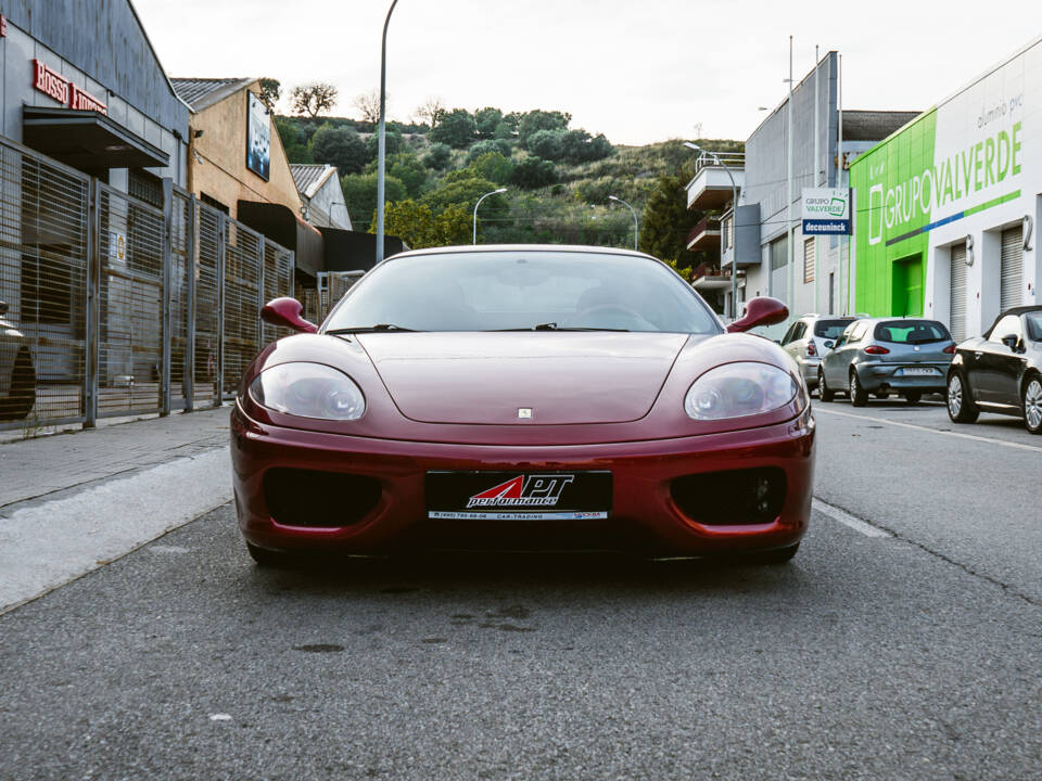 Image 13/27 of Ferrari 360 Modena (2001)