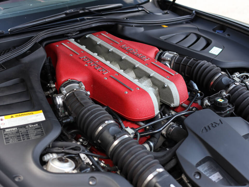 Immagine 28/61 di Ferrari GTC4Lusso (2017)