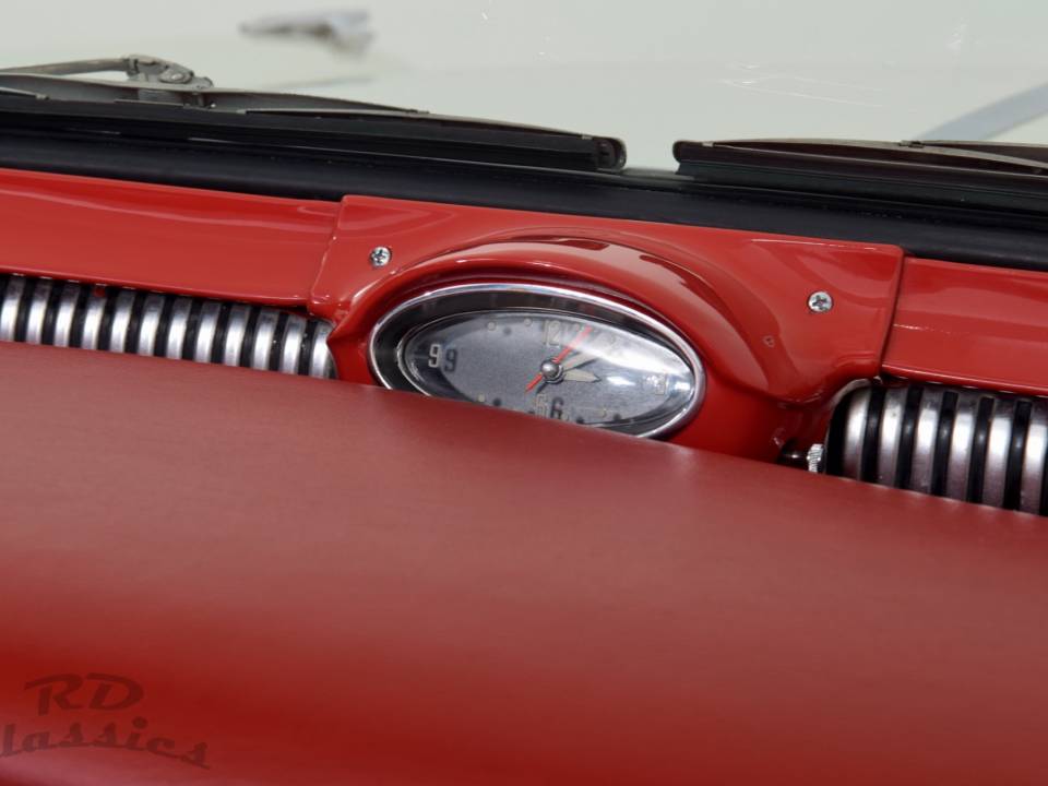 Image 20/50 of Oldsmobile Super 88 Convertible (1957)