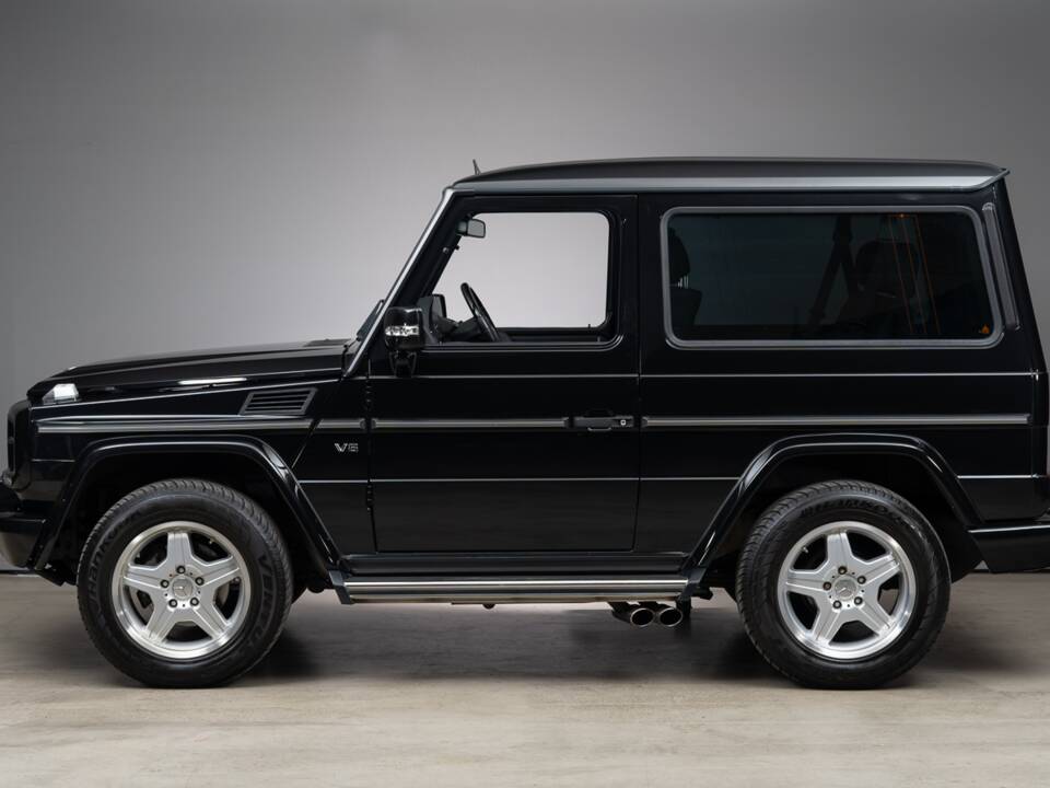 Immagine 8/36 di Mercedes-Benz G 500 (SWB) (2011)
