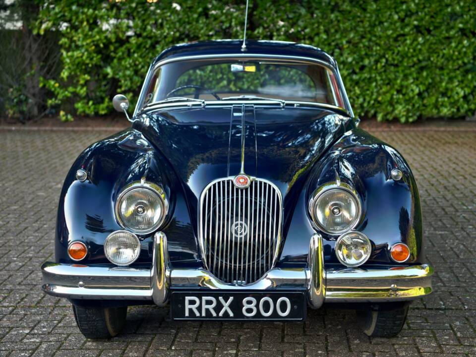 Image 2/50 of Jaguar XK 150 FHC (1959)