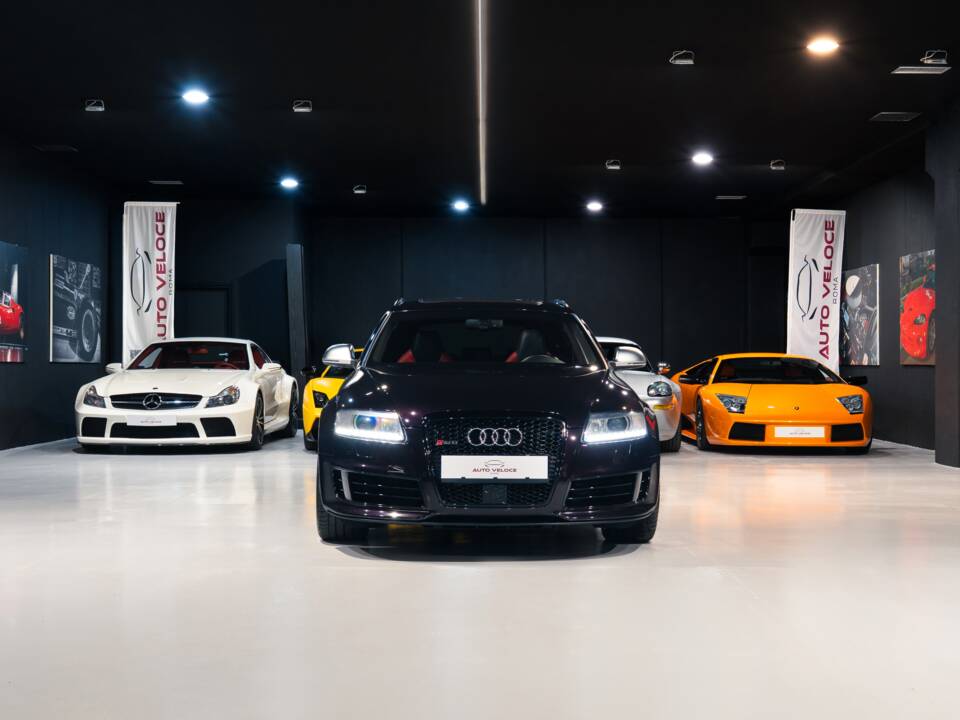 Imagen 3/36 de Audi RS6 Avant (2010)