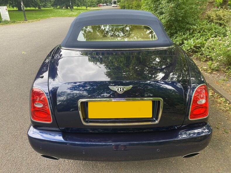 Afbeelding 18/50 van Bentley Azure (2007)
