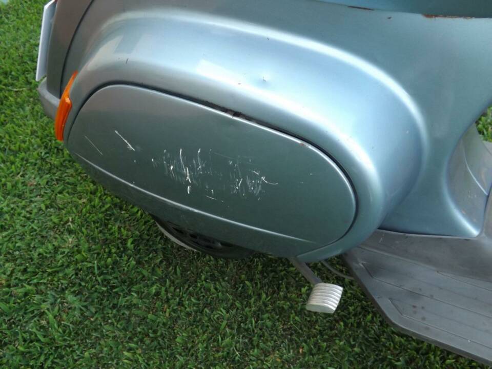 Image 33/50 of Piaggio Vespa 50 (1995)