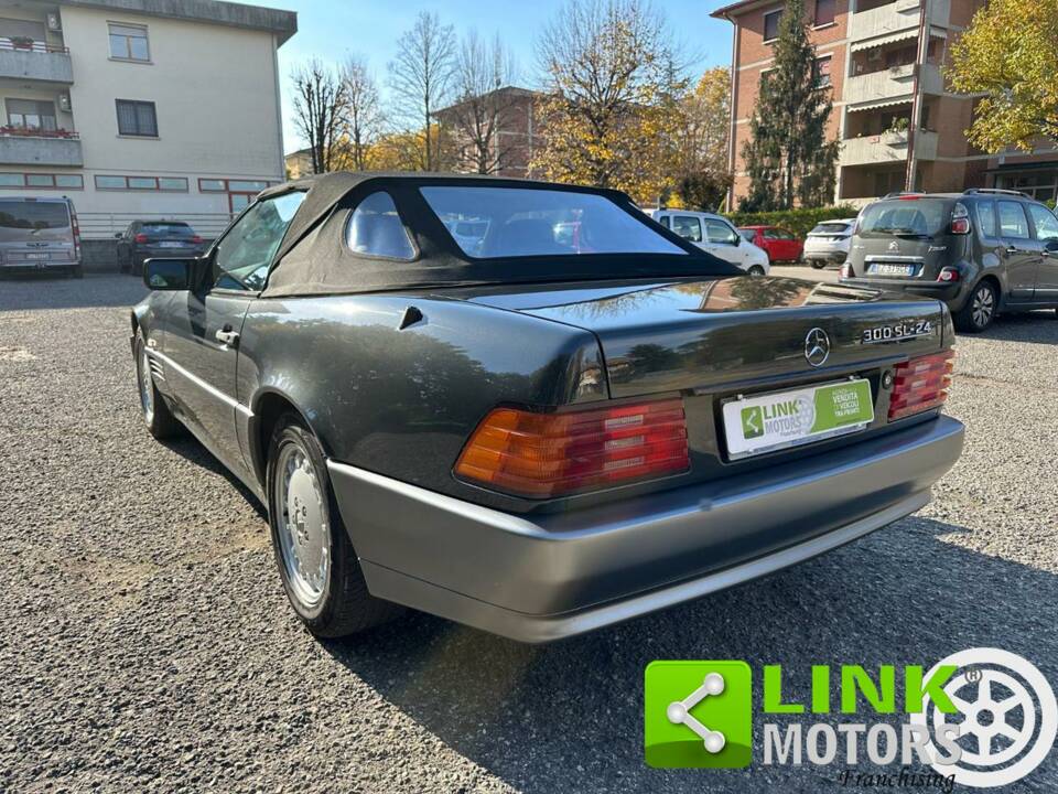 Immagine 5/10 di Mercedes-Benz 300 SL-24 (1990)