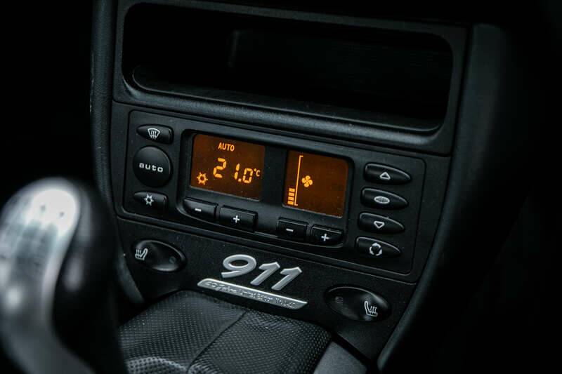 Bild 28/39 von Porsche 911 Carrera "40 Jahre 911" (2004)