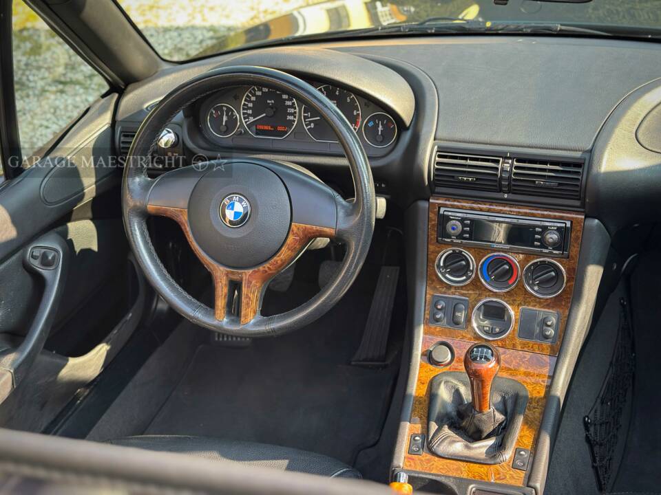 Immagine 42/93 di BMW Z3 2.2i (2002)