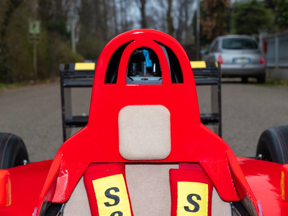 Image 42/85 of Ferrari 641 (1990)