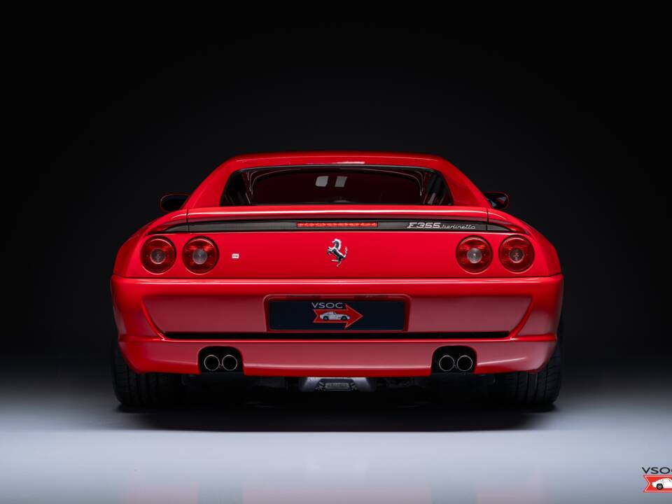 Imagen 4/4 de Ferrari F 355 Berlinetta (1996)