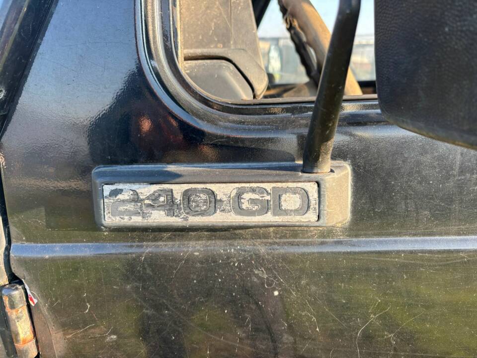 Image 50/53 of Mercedes-Benz 240 GD (SWB) (1982)