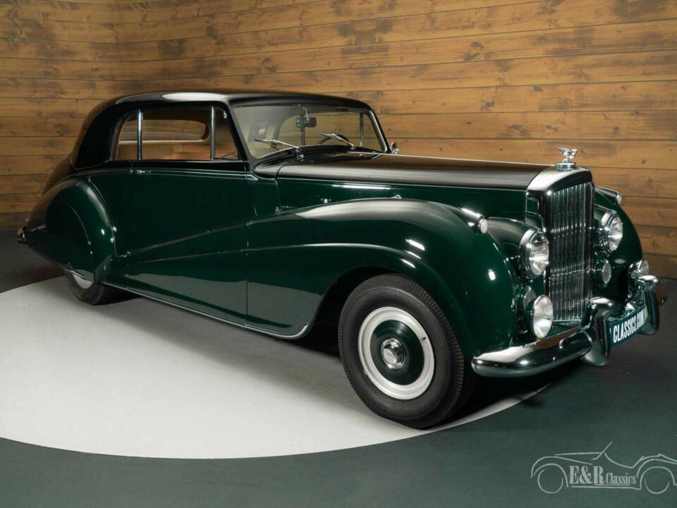Image 2/19 de Bentley R-Type Park Ward (1954)