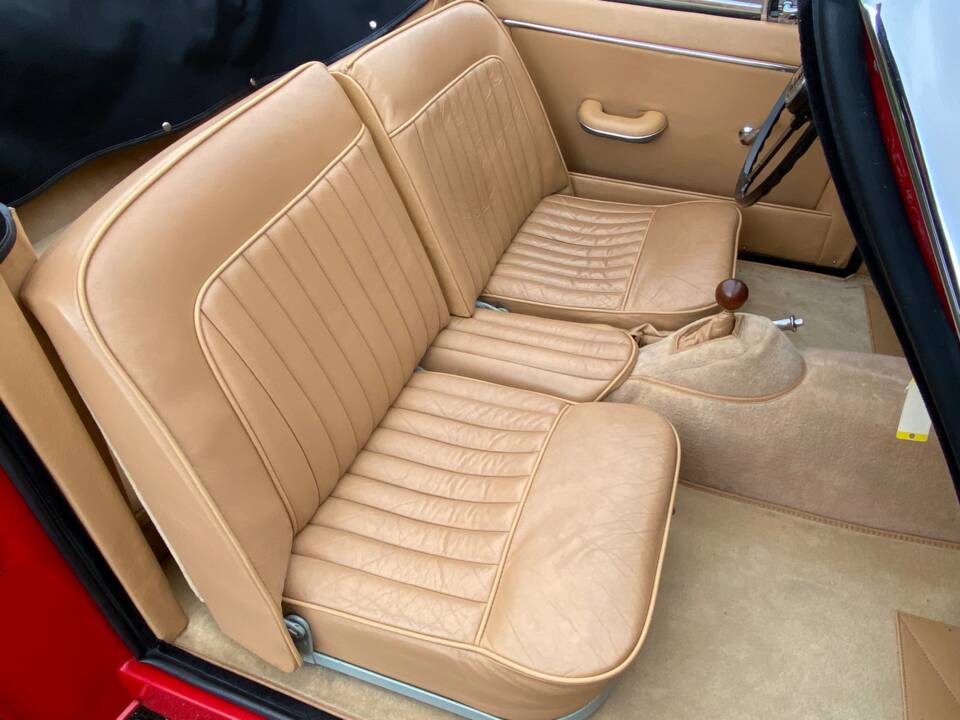 Immagine 11/18 di Jaguar XK 150 3.8 S DHC (1959)