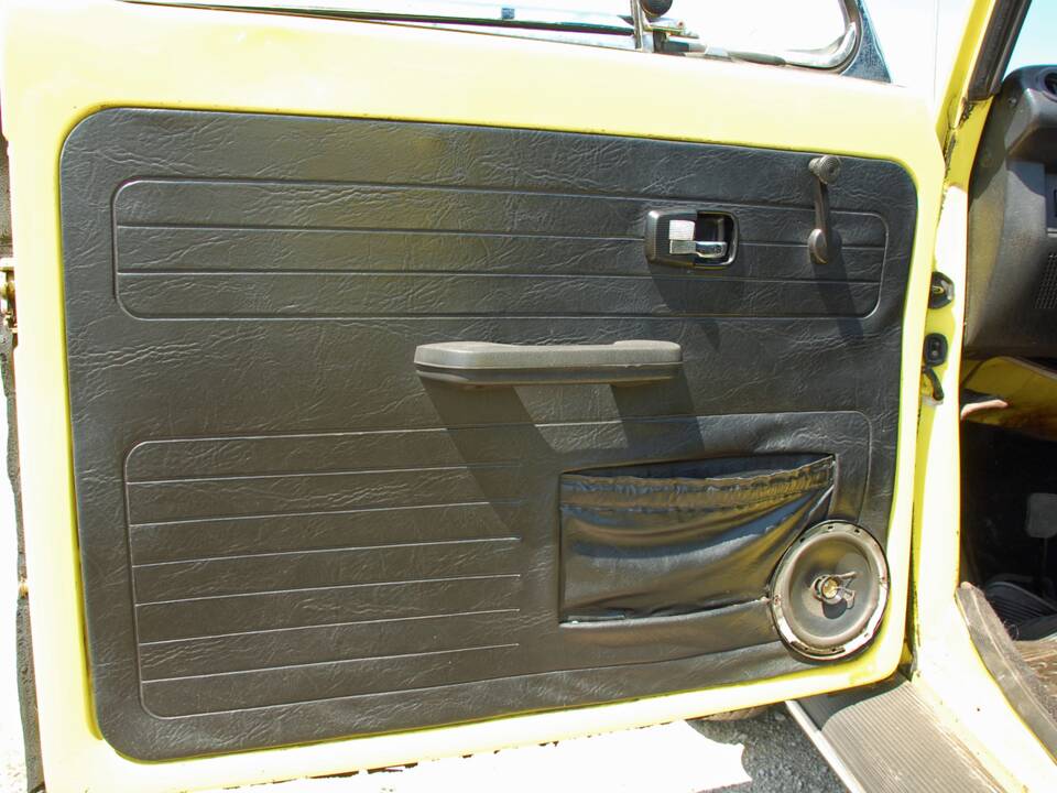 Image 24/33 of Volkswagen Beetle 1303 S (1973)