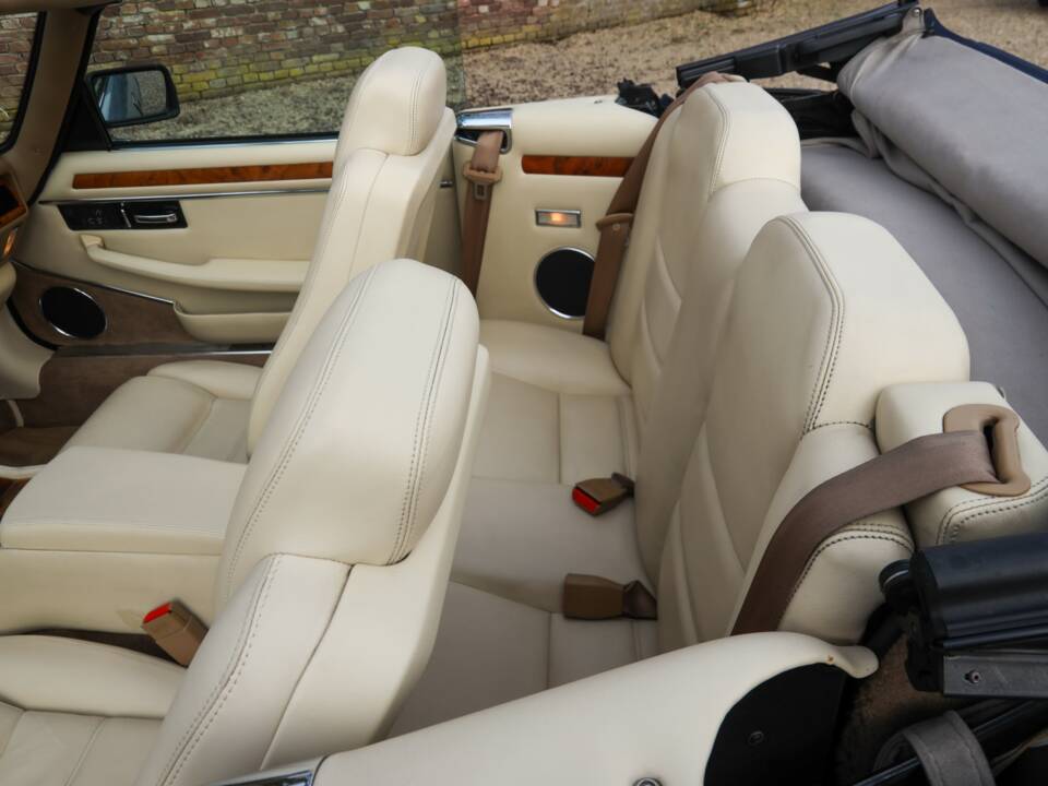 Bild 33/50 von Jaguar XJS 4.0 Celebration (1994)