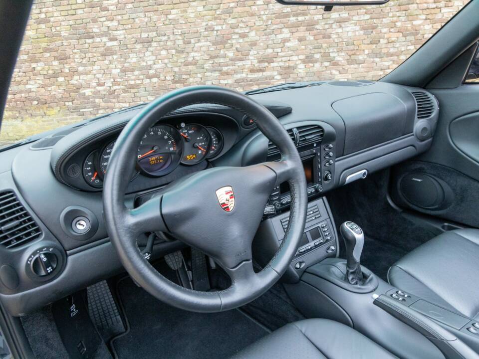 Bild 22/50 von Porsche 911 Carrera 4S (2003)