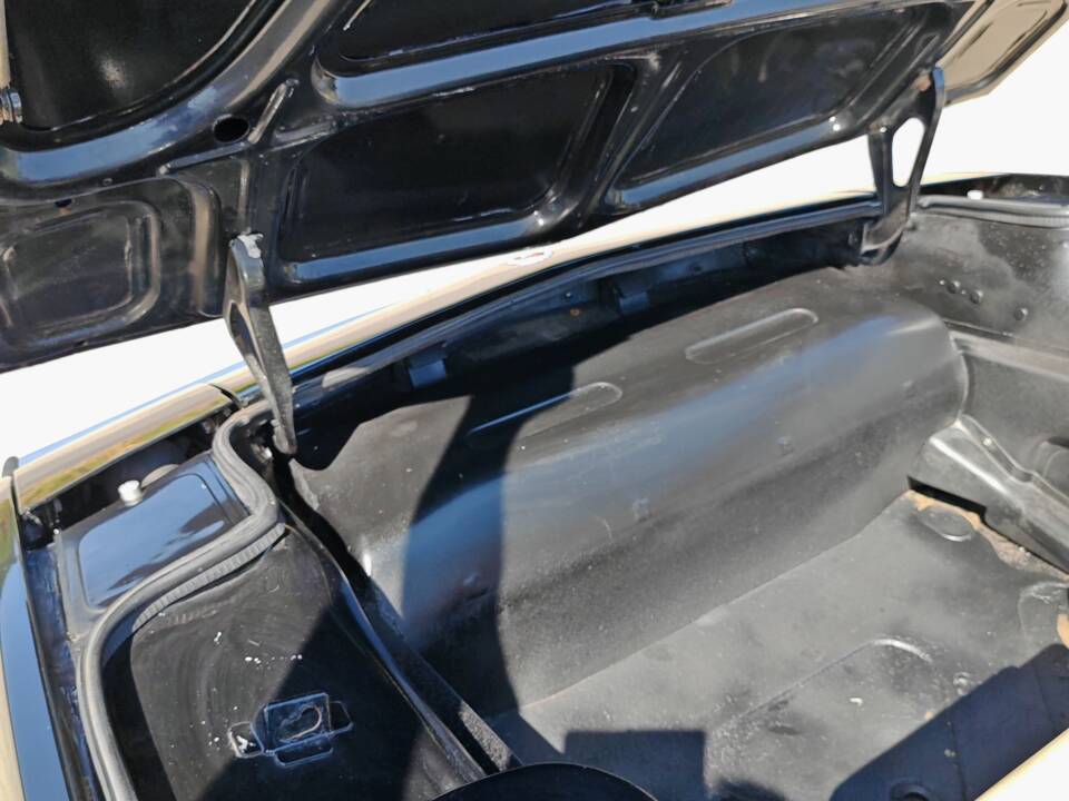 Image 36/44 of FIAT X 1&#x2F;9 (1981)