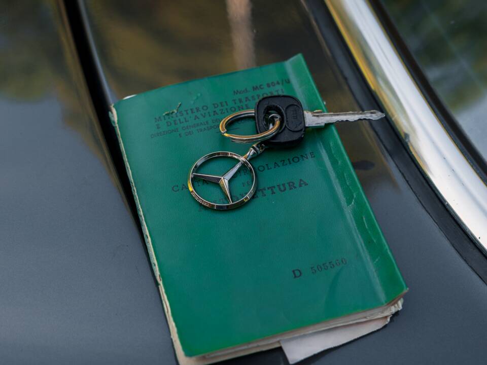 Bild 100/105 von Mercedes-Benz 280 S (1972)