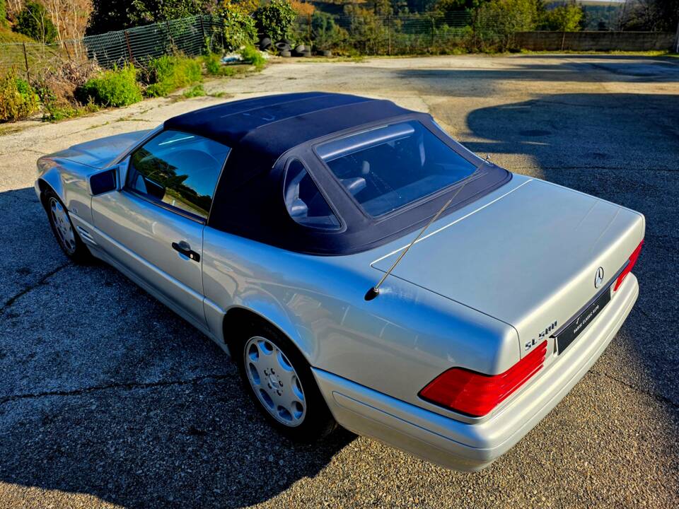 Bild 34/38 von Mercedes-Benz SL 500 (1998)