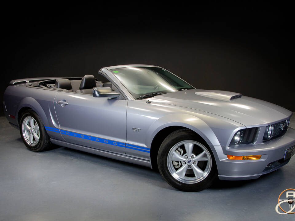 Bild 7/27 von Ford Mustang GT (2005)