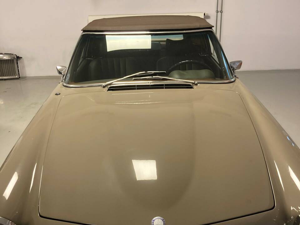 Bild 38/41 von Mercedes-Benz 280 SL (1971)