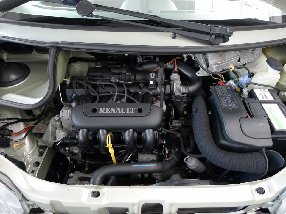 Imagen 9/40 de Renault Twingo 1.2 (2000)