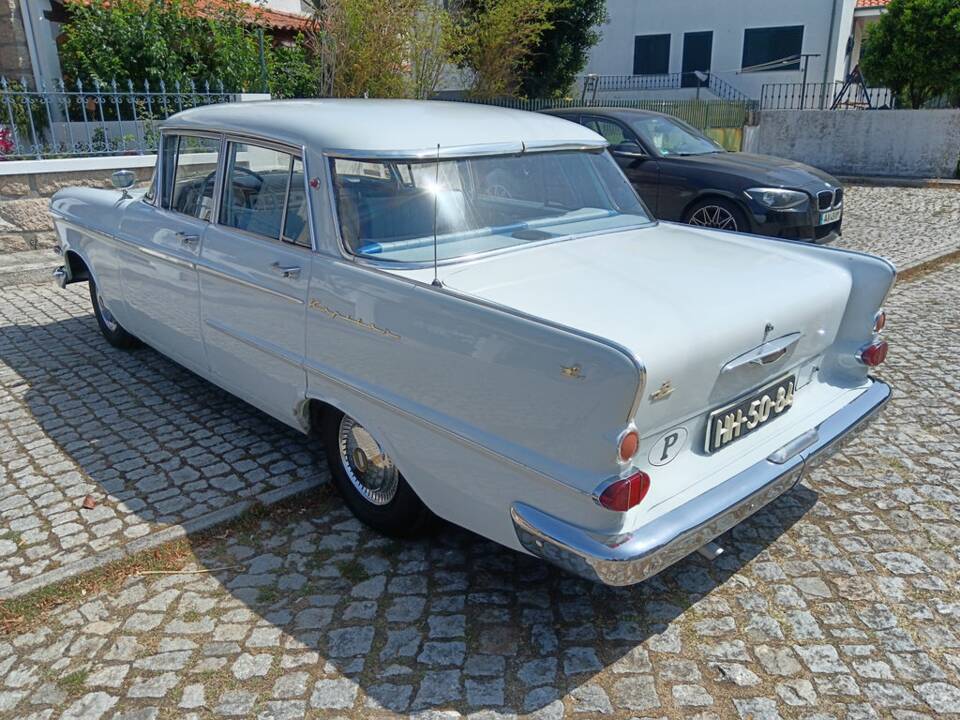 Bild 6/8 von Opel Kapitän 2,6 (1960)