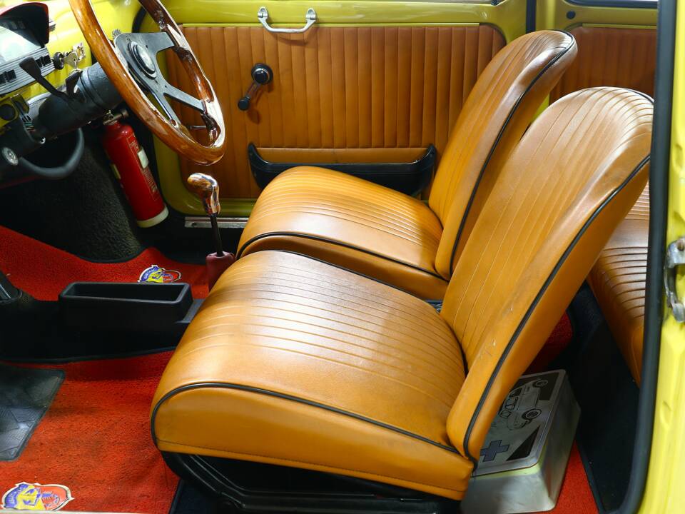 Image 22/29 of FIAT 500 F (1969)
