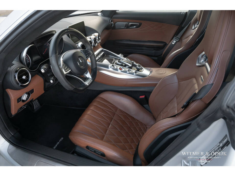 Image 12/43 of Mercedes-Benz C 63 S AMG (2015)