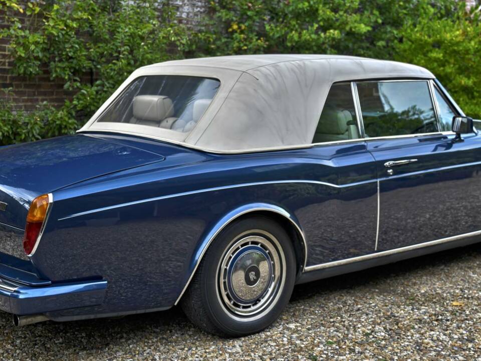 Imagen 21/50 de Rolls-Royce Corniche III (1991)