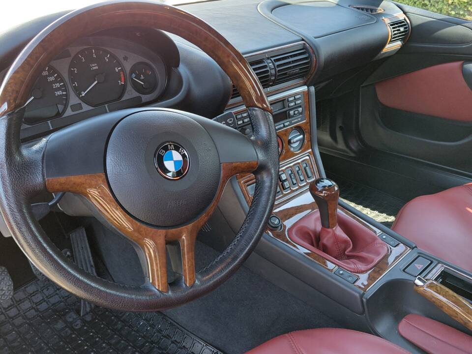 Bild 5/8 von BMW Z3 Coupé 2.8 (2000)