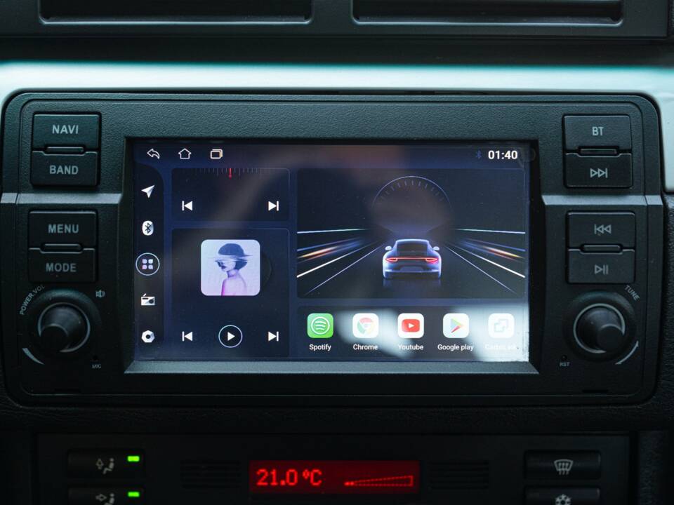 Immagine 43/50 di BMW 320Ci (2001)