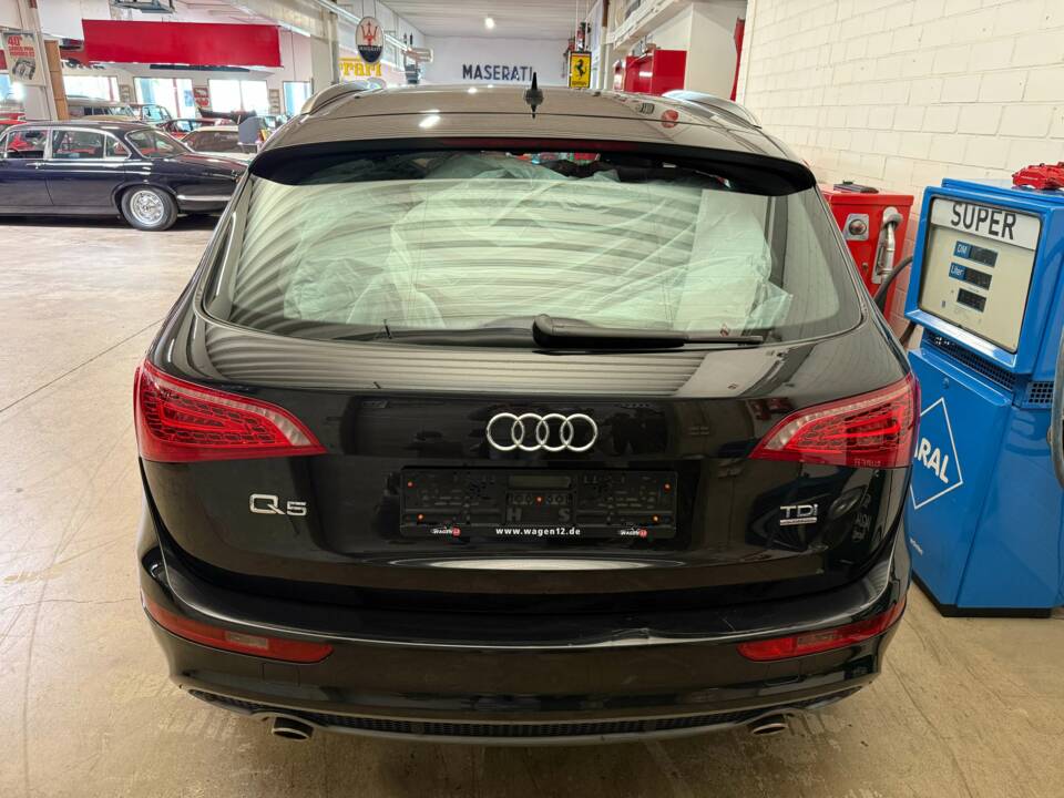 Image 16/18 of Audi Q5 3.0 TDI (2011)