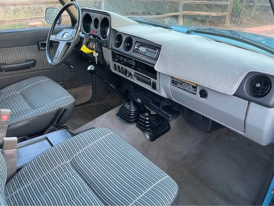 Bild 43/54 von Toyota Landcruiser FJ 60 (1984)