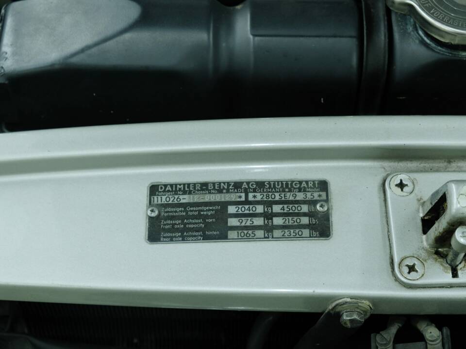 Image 45/50 of Mercedes-Benz 280 SE 3,5 (1970)