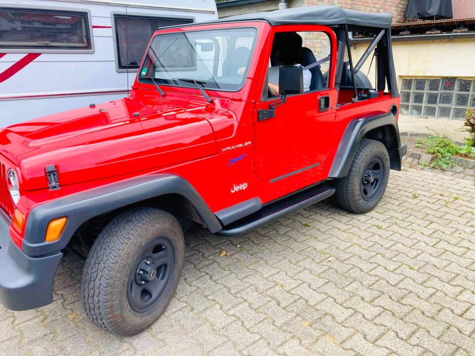 Image 13/28 of Jeep Wrangler Sport Hardtop 2.5 (1998)