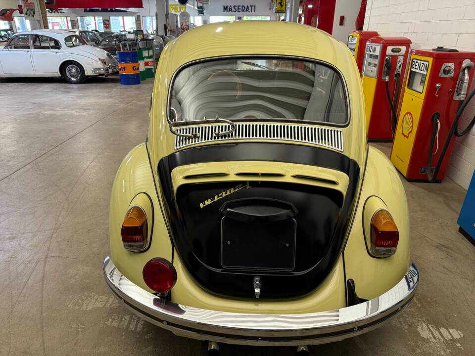Image 13/15 of Volkswagen Beetle 1302 LS (1971)