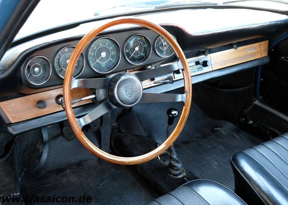 Image 2/40 de Porsche 911 2.0 (1965)